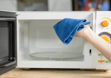Как отмыть микроволновку