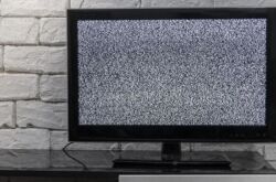 Почему в жк телевизоре звук есть, изображения нет