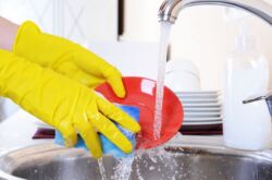 Как мыть посуду быстро и правильно