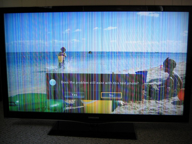 Горизонтальные полосы на экране телевизора