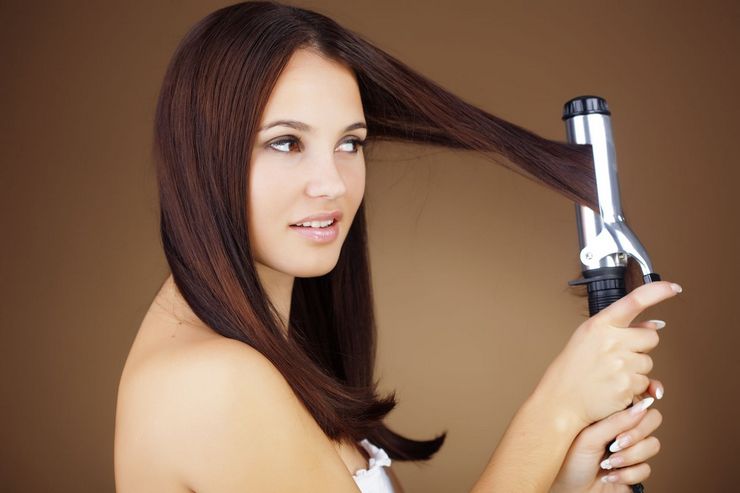 Как выпрямить волосы плойкой